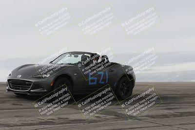 media/Jan-03-2026-SCCA SD (Sat) [[c9b9d14034]]/4-Novice Group/Session 1 Bowl/